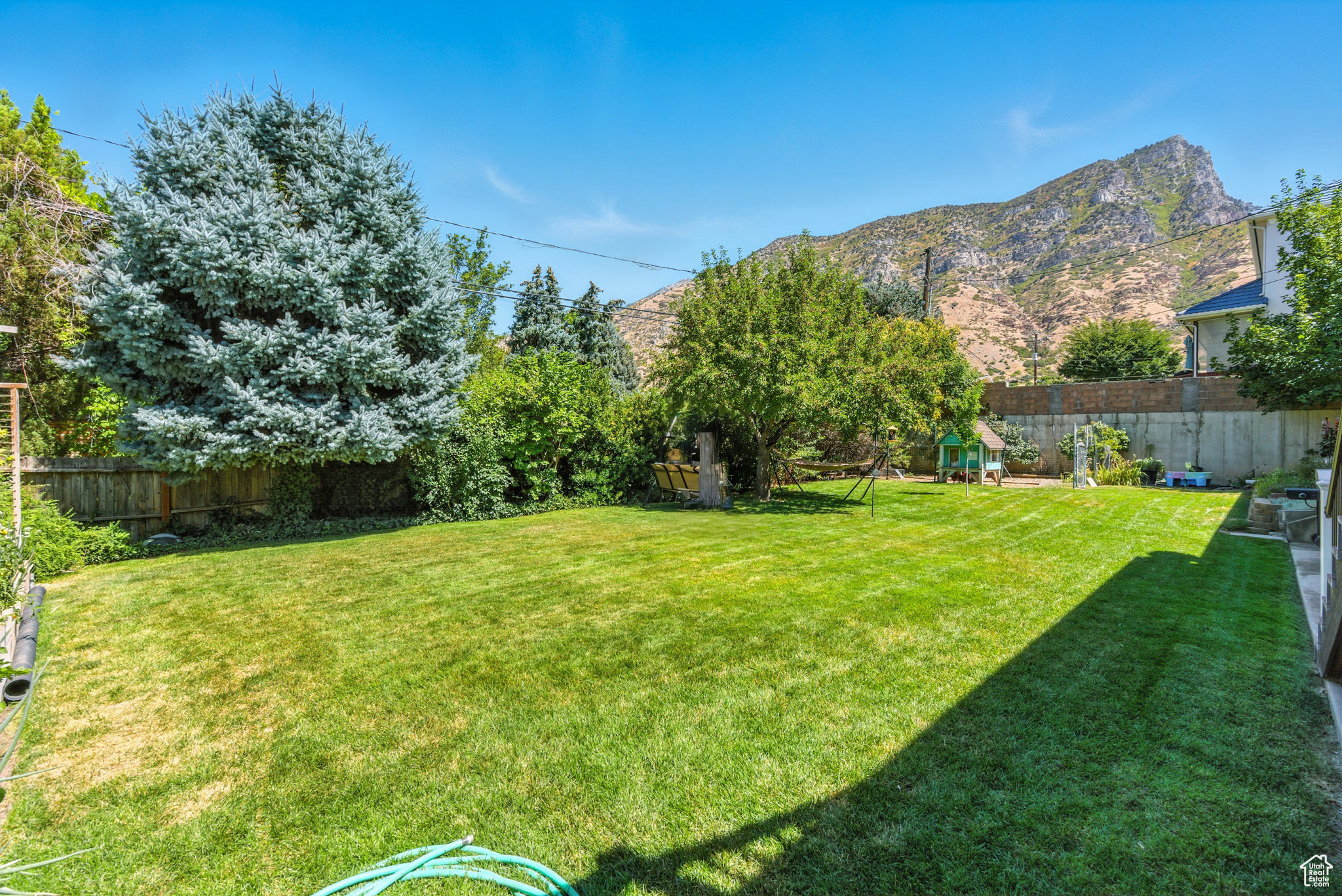 COLONIAL HEIGHTS - Residential