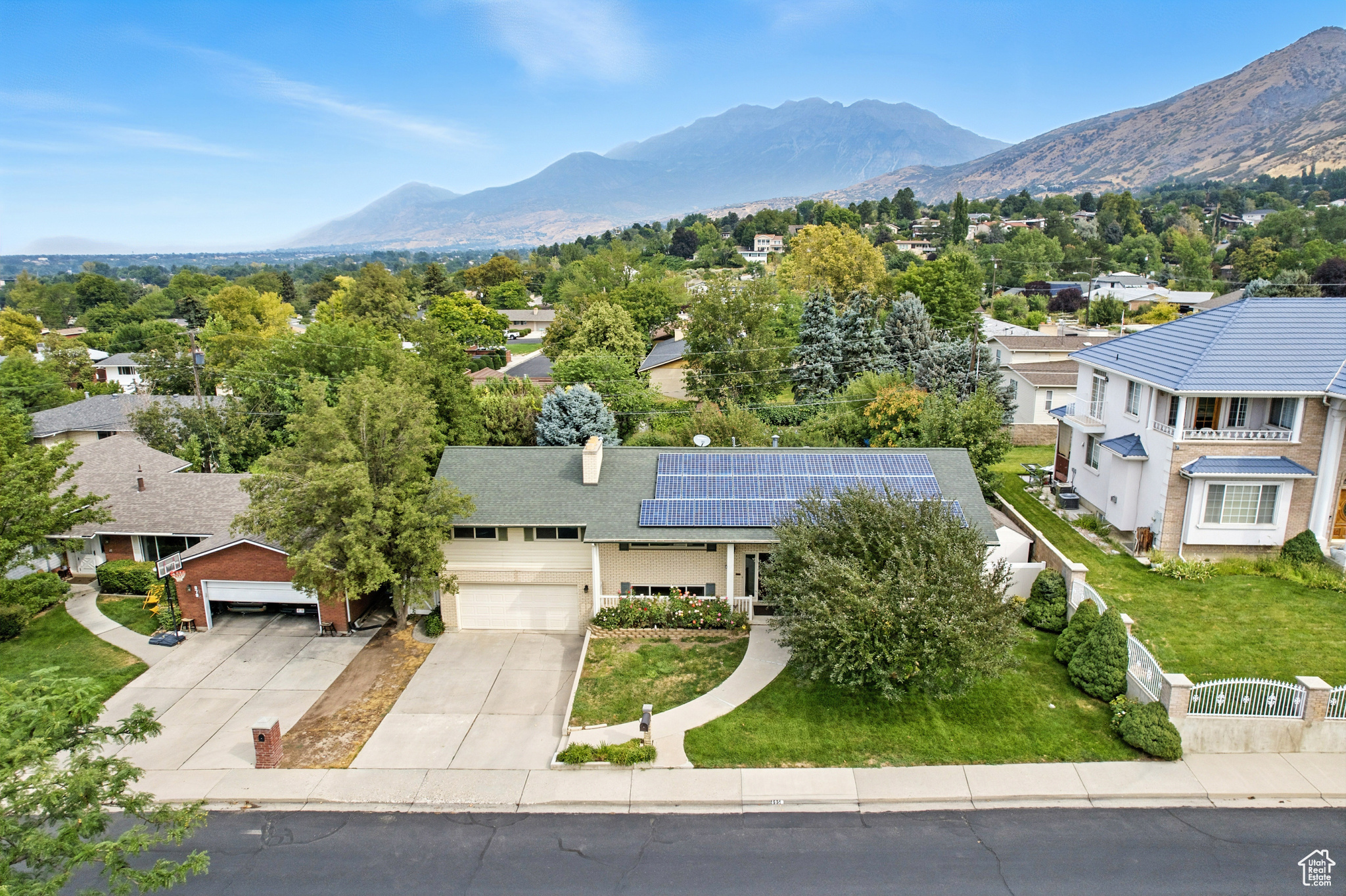 COLONIAL HEIGHTS - Residential