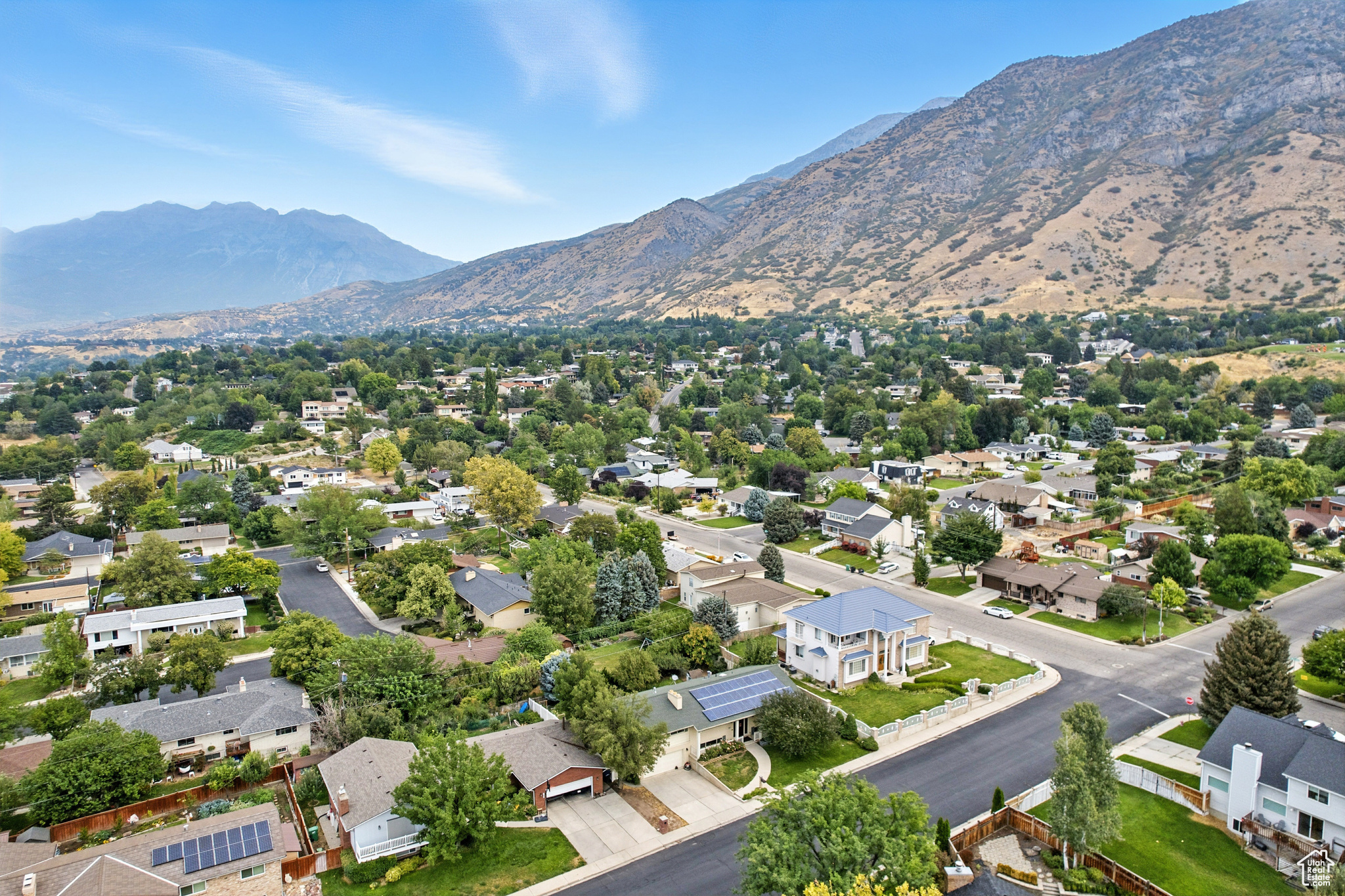 COLONIAL HEIGHTS - Residential