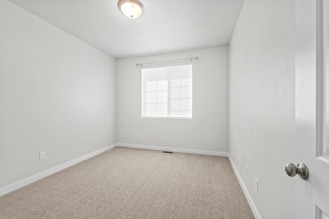 Tiny photo for 701 W 2990 N, Lehi, UT 84043 (MLS # 2159504)