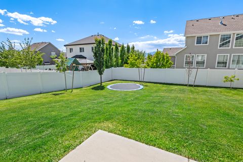 Tiny photo for 701 W 2990 N, Lehi, UT 84043 (MLS # 2159504)