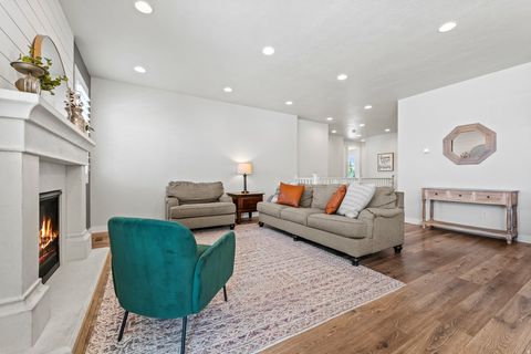 Tiny photo for 701 W 2990 N, Lehi, UT 84043 (MLS # 2159504)