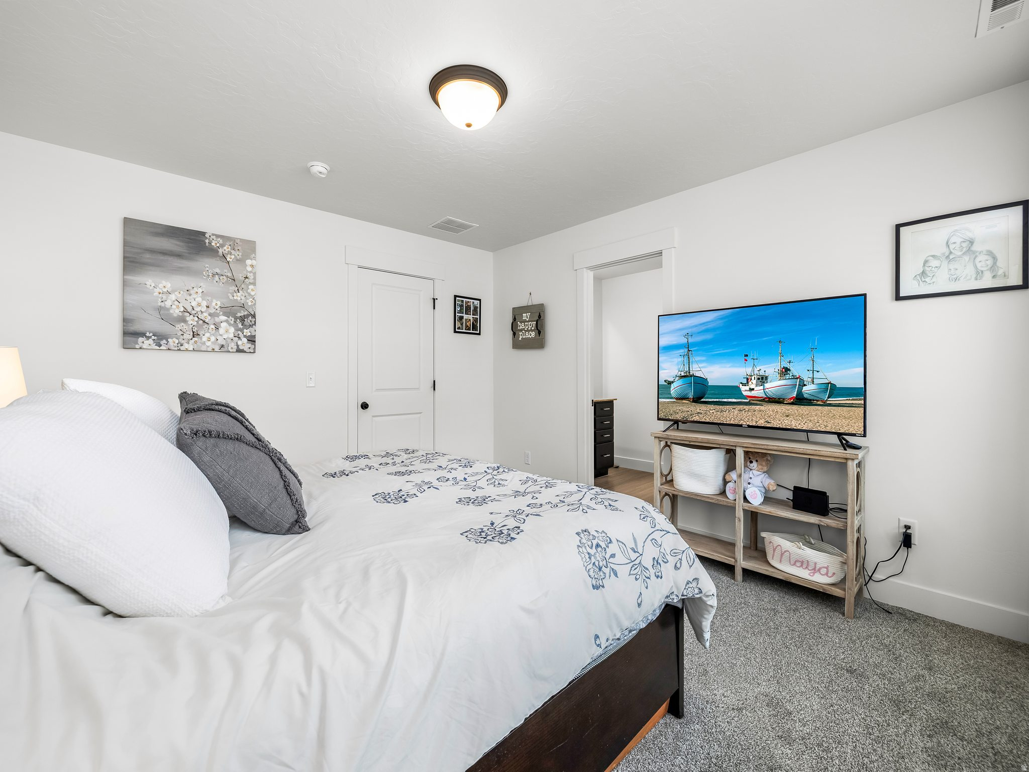 EAGLE HEIGHTS VILLAGE - Residential