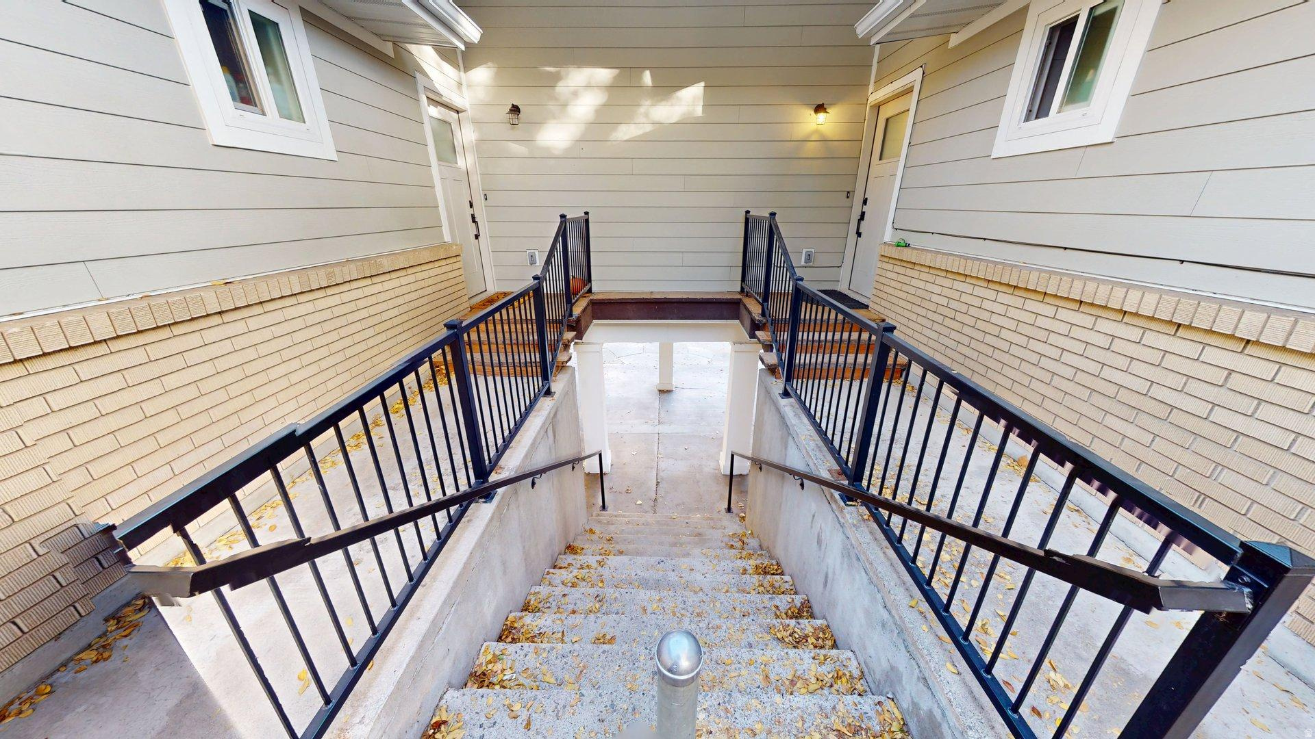 SILVER SHADOWS ESTAT - Residential Income