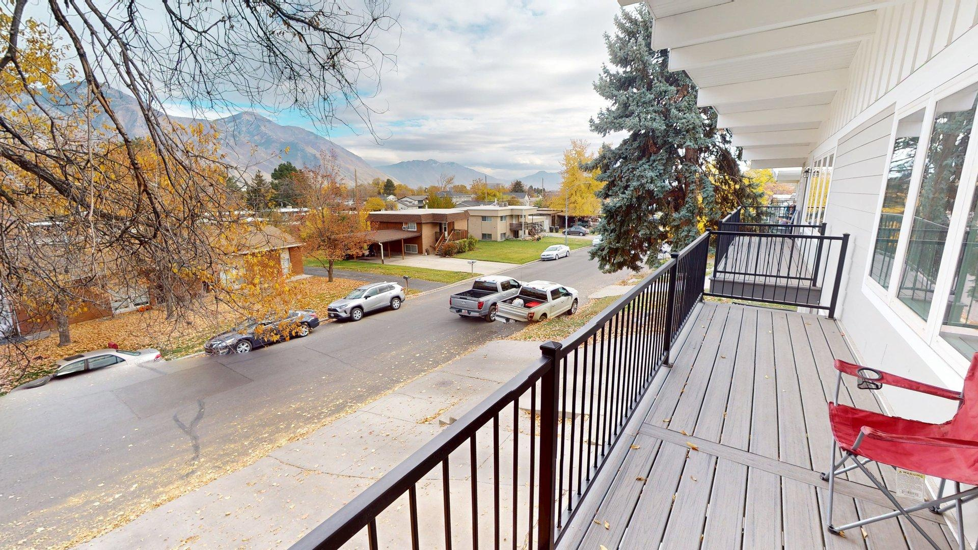 SILVER SHADOWS ESTAT - Residential Income