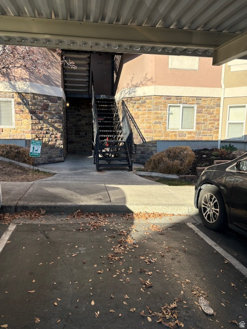 GATES AT KINGSPOINTE - Residential