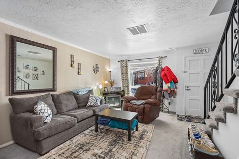 Tiny photo for 3940 LAMPLIGHTER WAY #40, Riverdale, UT 84405 (MLS # 2138617)