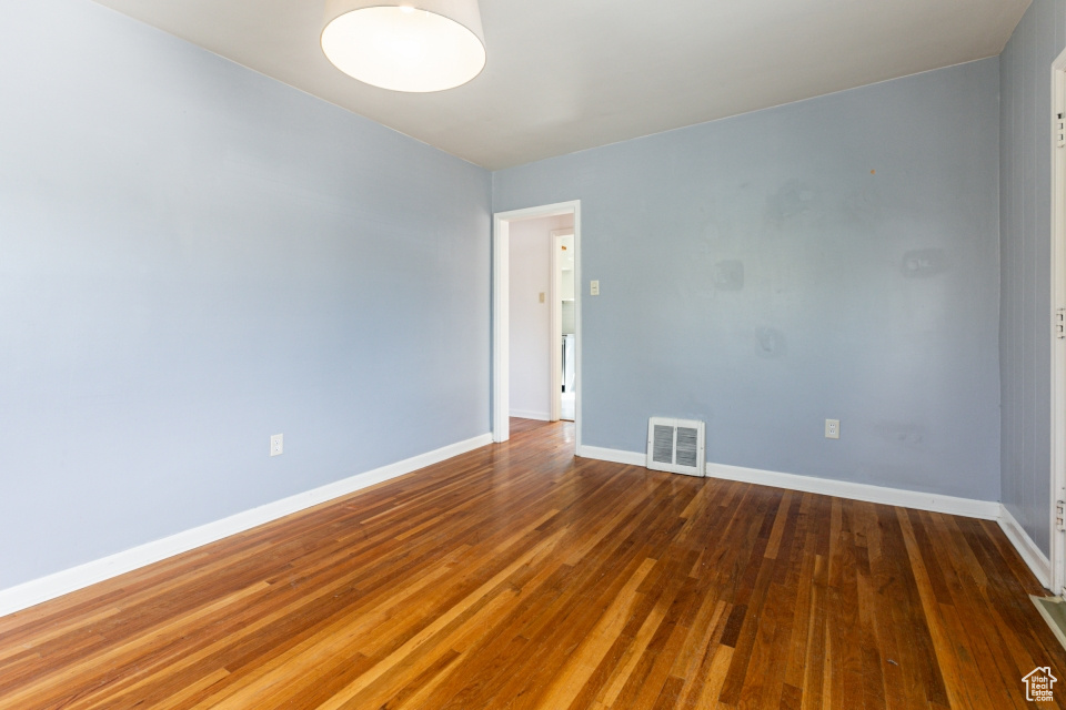 Millcreek, Utah 84106, United States, 4 Bedrooms Bedrooms, ,2 BathroomsBathrooms,Residential,Pending,44155