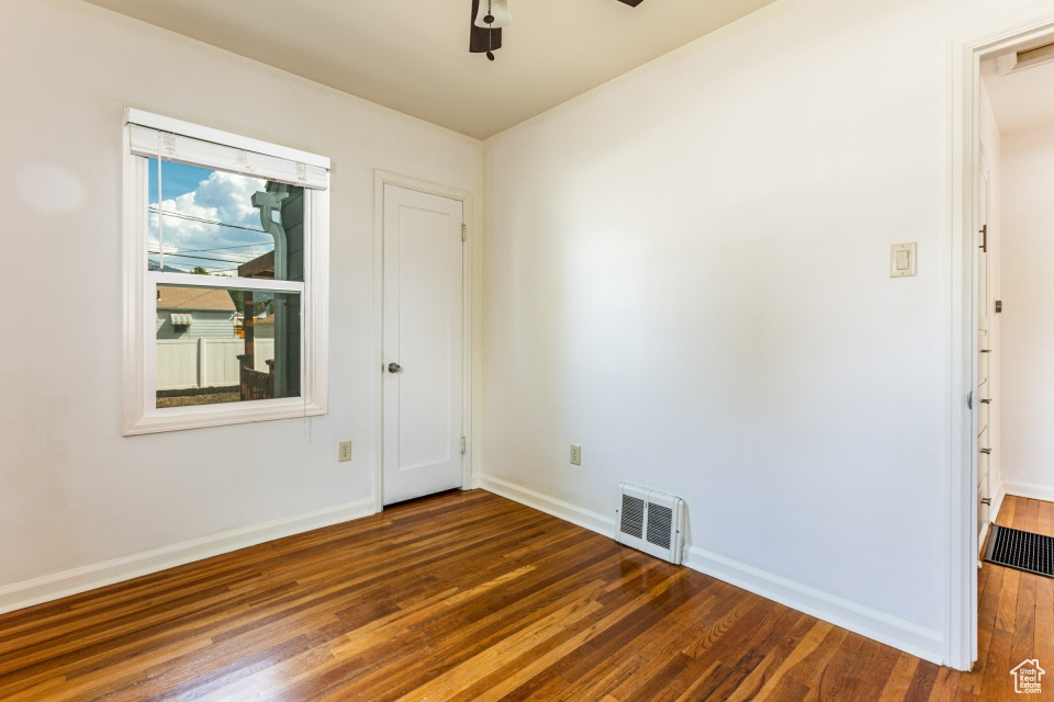 Millcreek, Utah 84106, United States, 4 Bedrooms Bedrooms, ,2 BathroomsBathrooms,Residential,Pending,44155