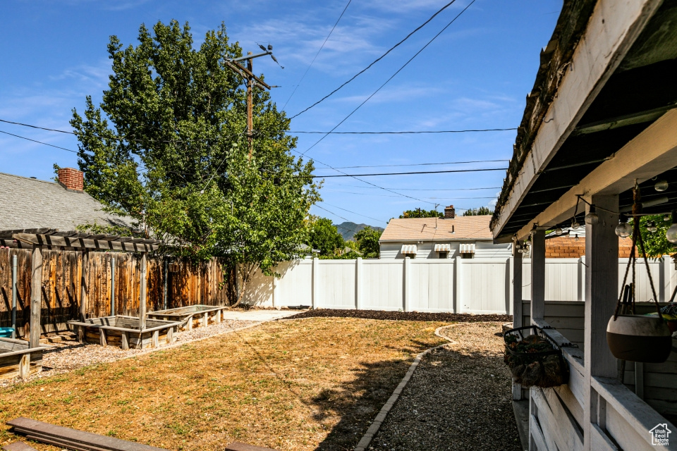 Millcreek, Utah 84106, United States, 4 Bedrooms Bedrooms, ,2 BathroomsBathrooms,Residential,Pending,44155