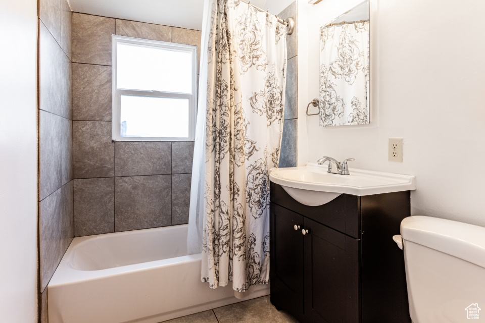 Millcreek, Utah 84106, United States, 4 Bedrooms Bedrooms, ,2 BathroomsBathrooms,Residential,Pending,44155