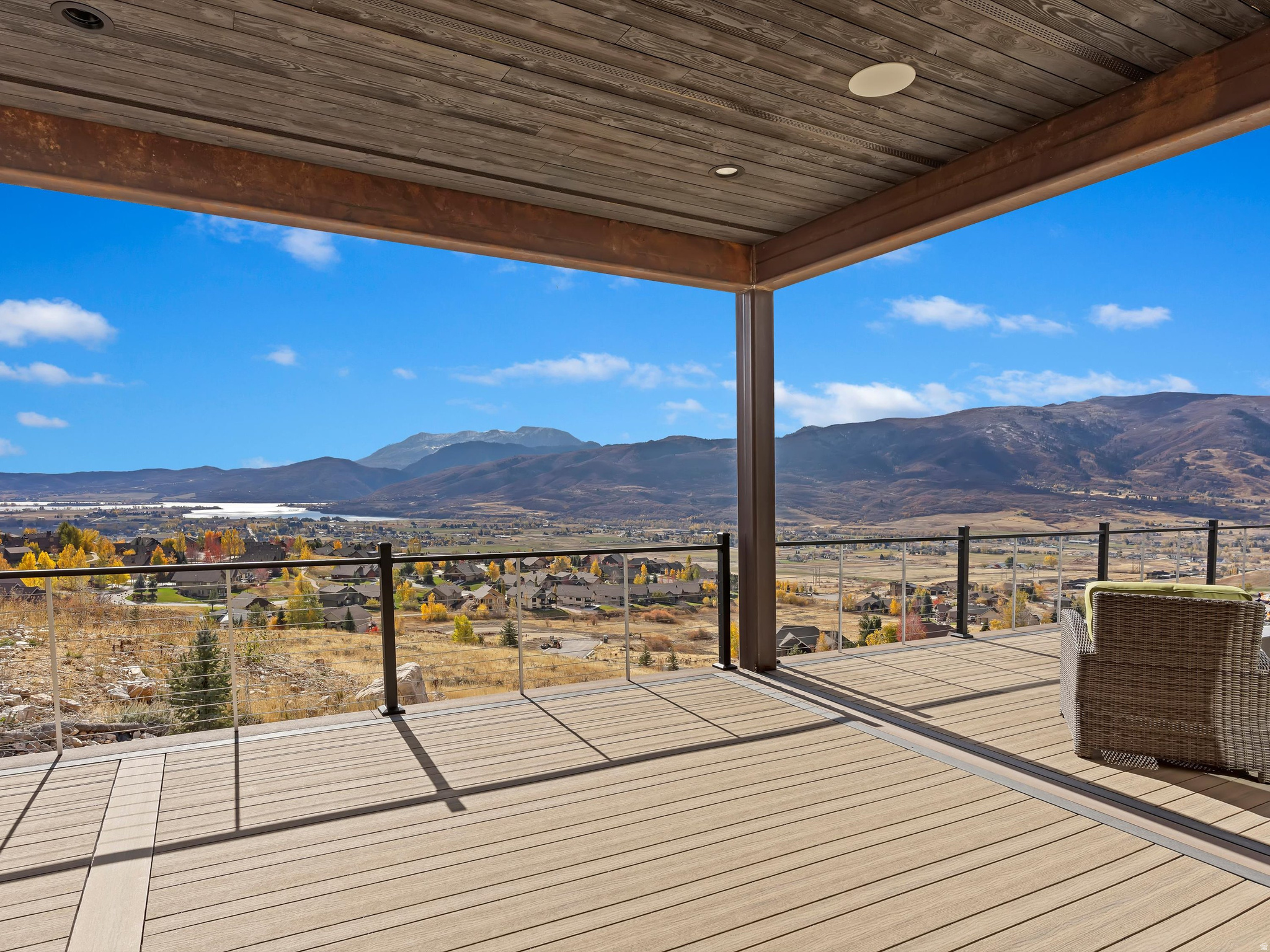 THE HIGHLANDS - Residential