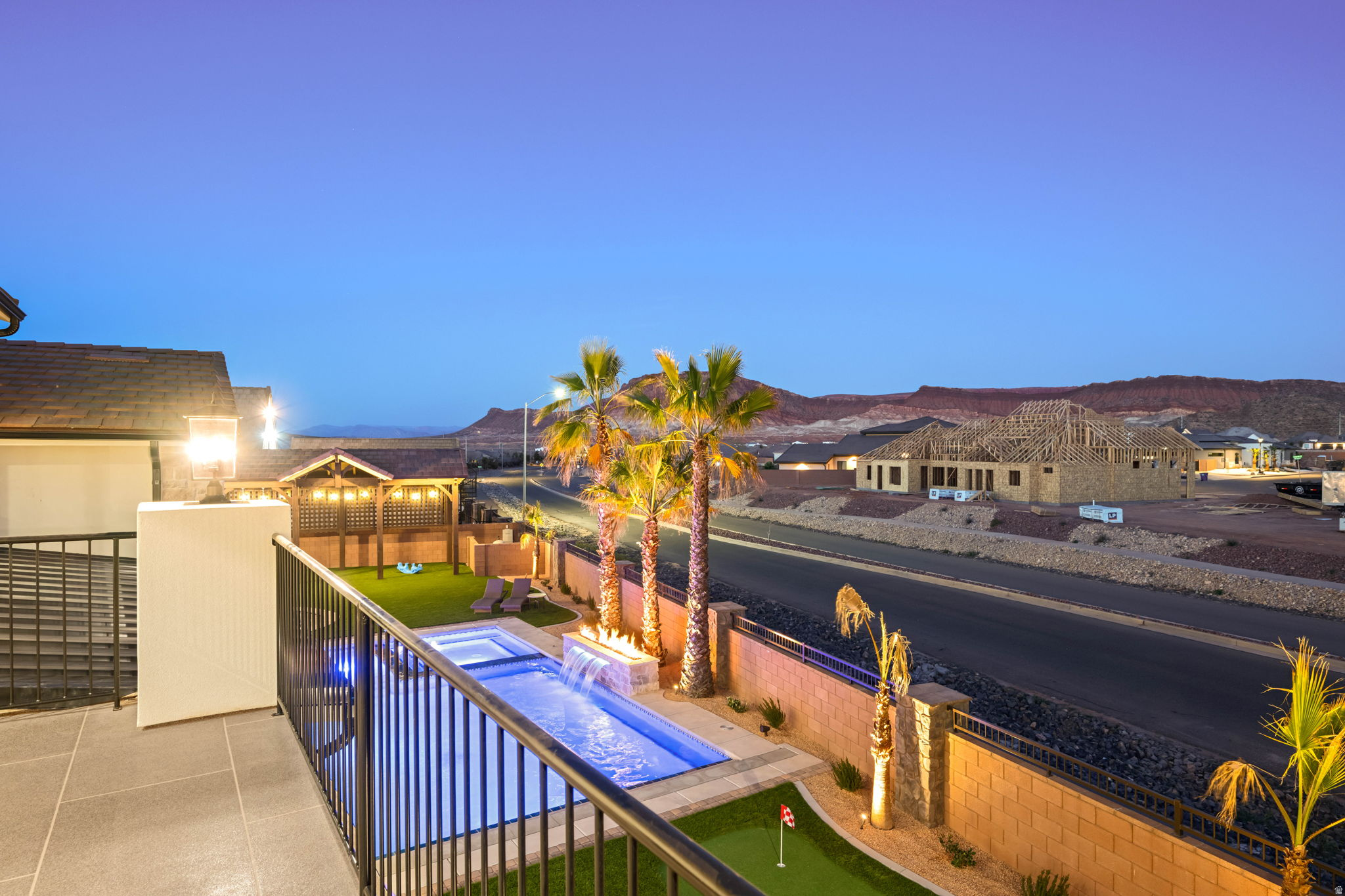 HOMESTEADS AT STUCKI FARMS - Residential