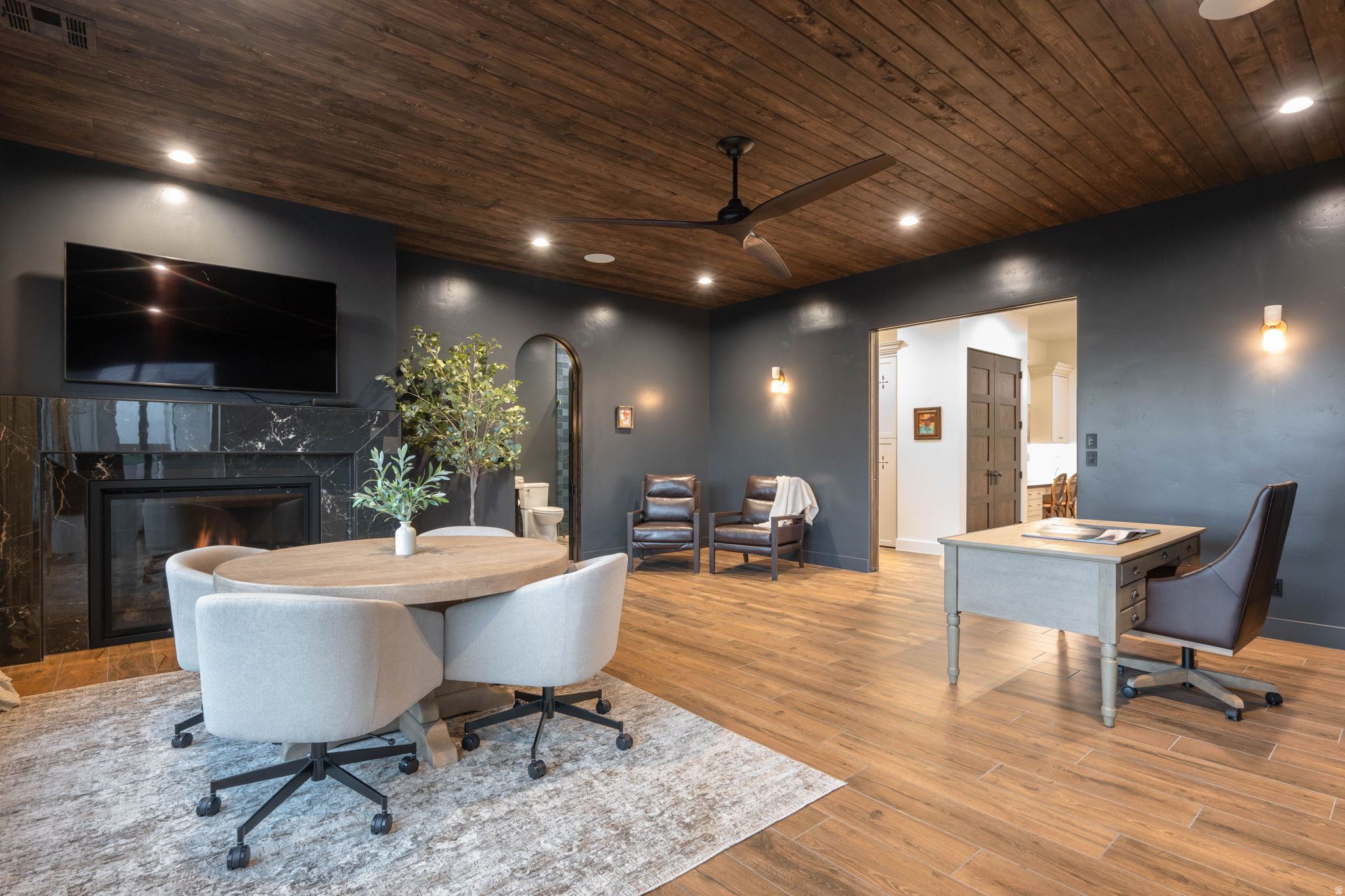 HOMESTEADS AT STUCKI FARMS - Residential