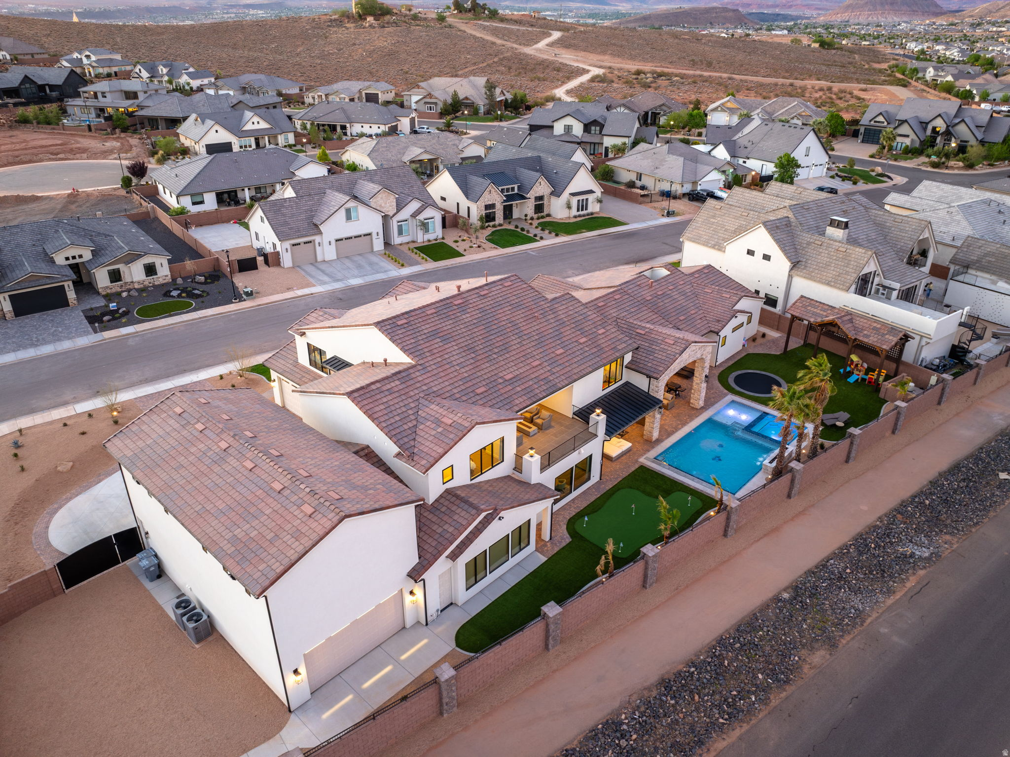 HOMESTEADS AT STUCKI FARMS - Residential