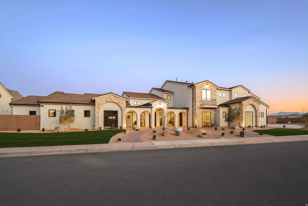 Photo of 4871 S HOMESTEAD WAY, Washington, UT 84780 (MLS # 2143728)