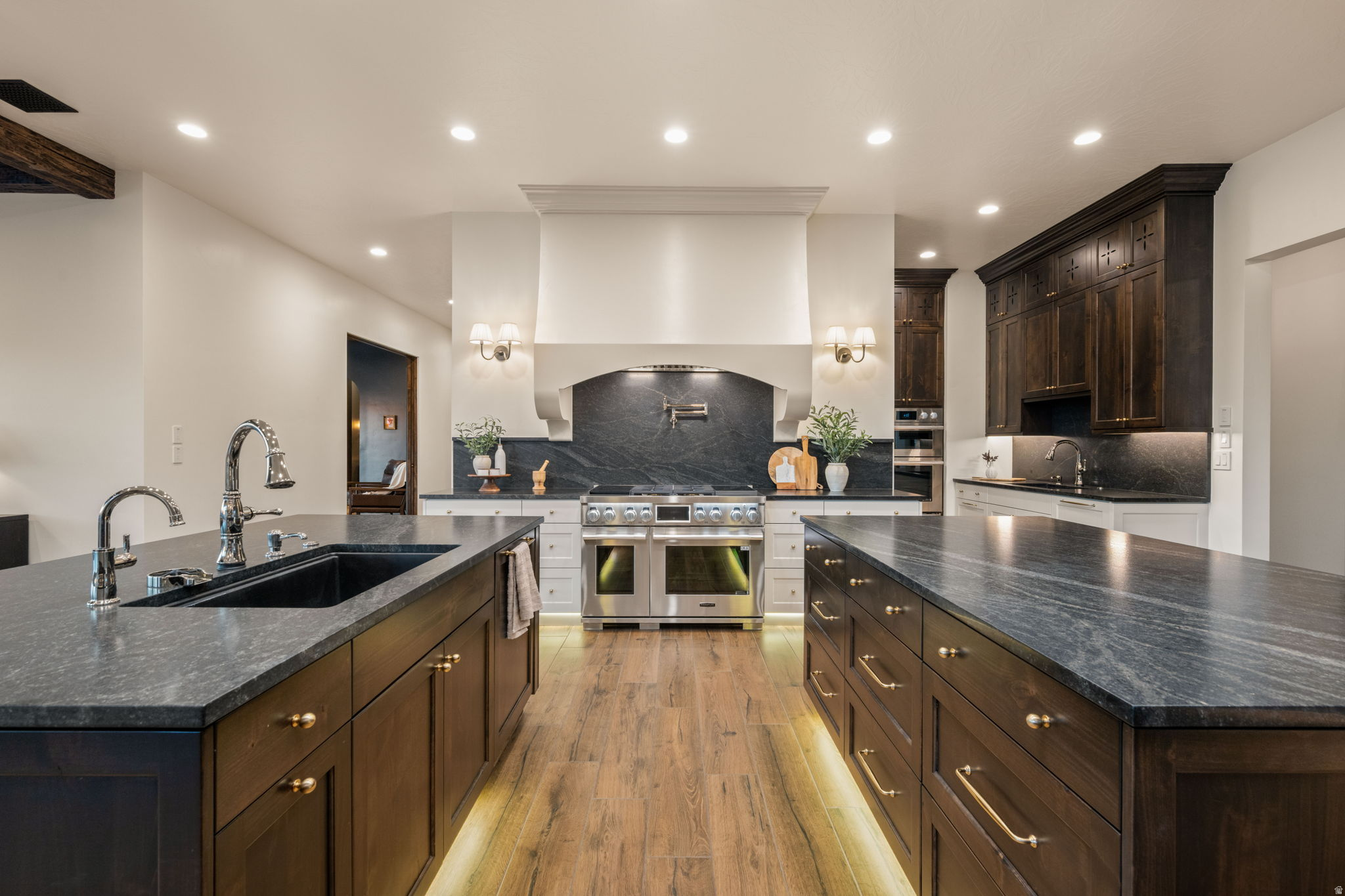 HOMESTEADS AT STUCKI FARMS - Residential