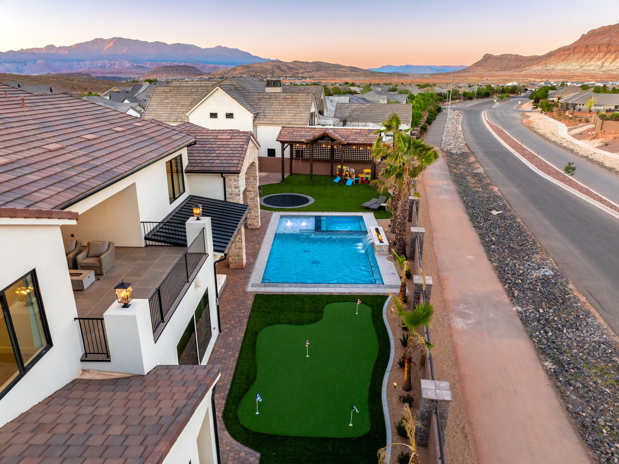 HOMESTEADS AT STUCKI FARMS - Residential