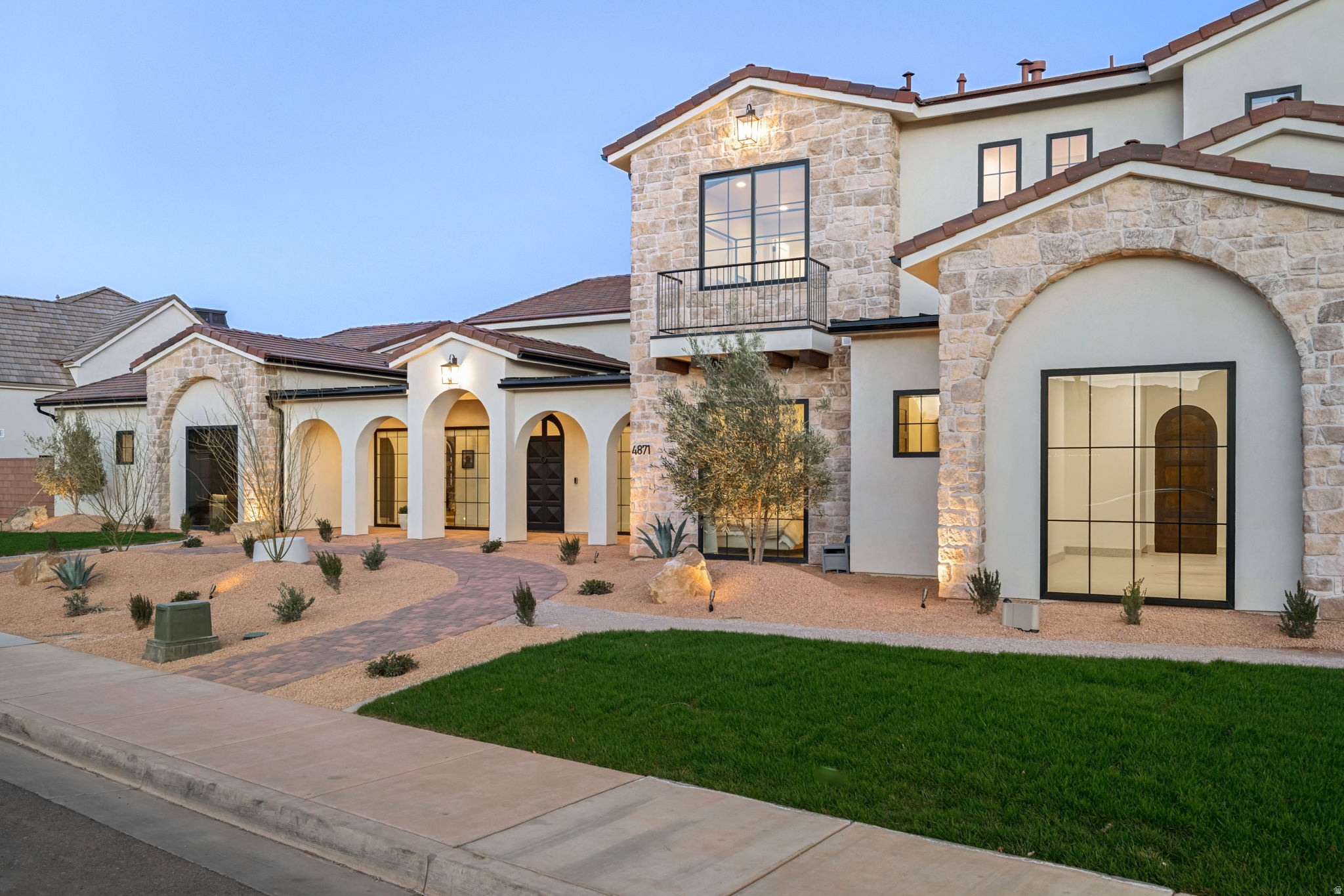 HOMESTEADS AT STUCKI FARMS - Residential