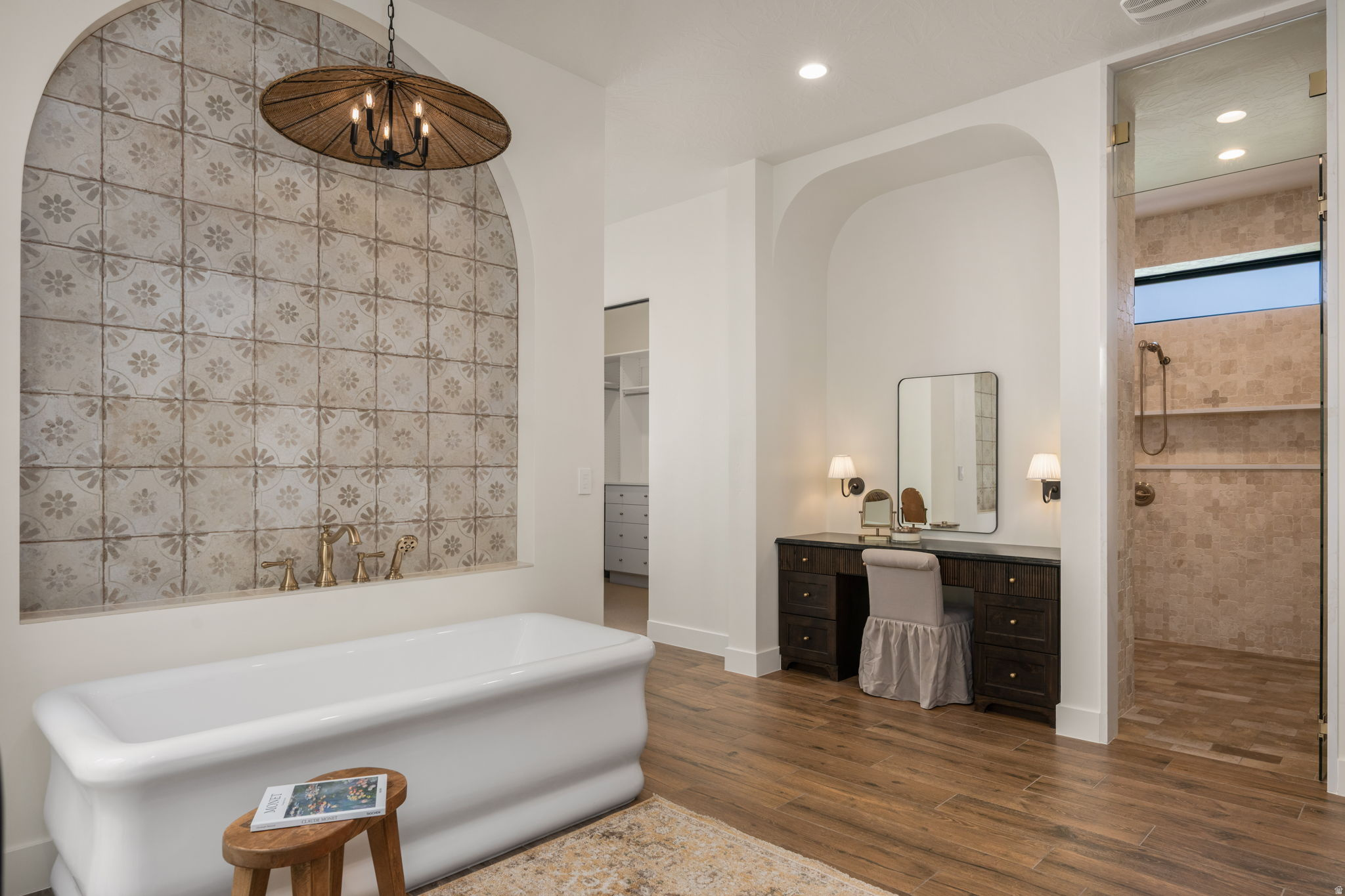 HOMESTEADS AT STUCKI FARMS - Residential