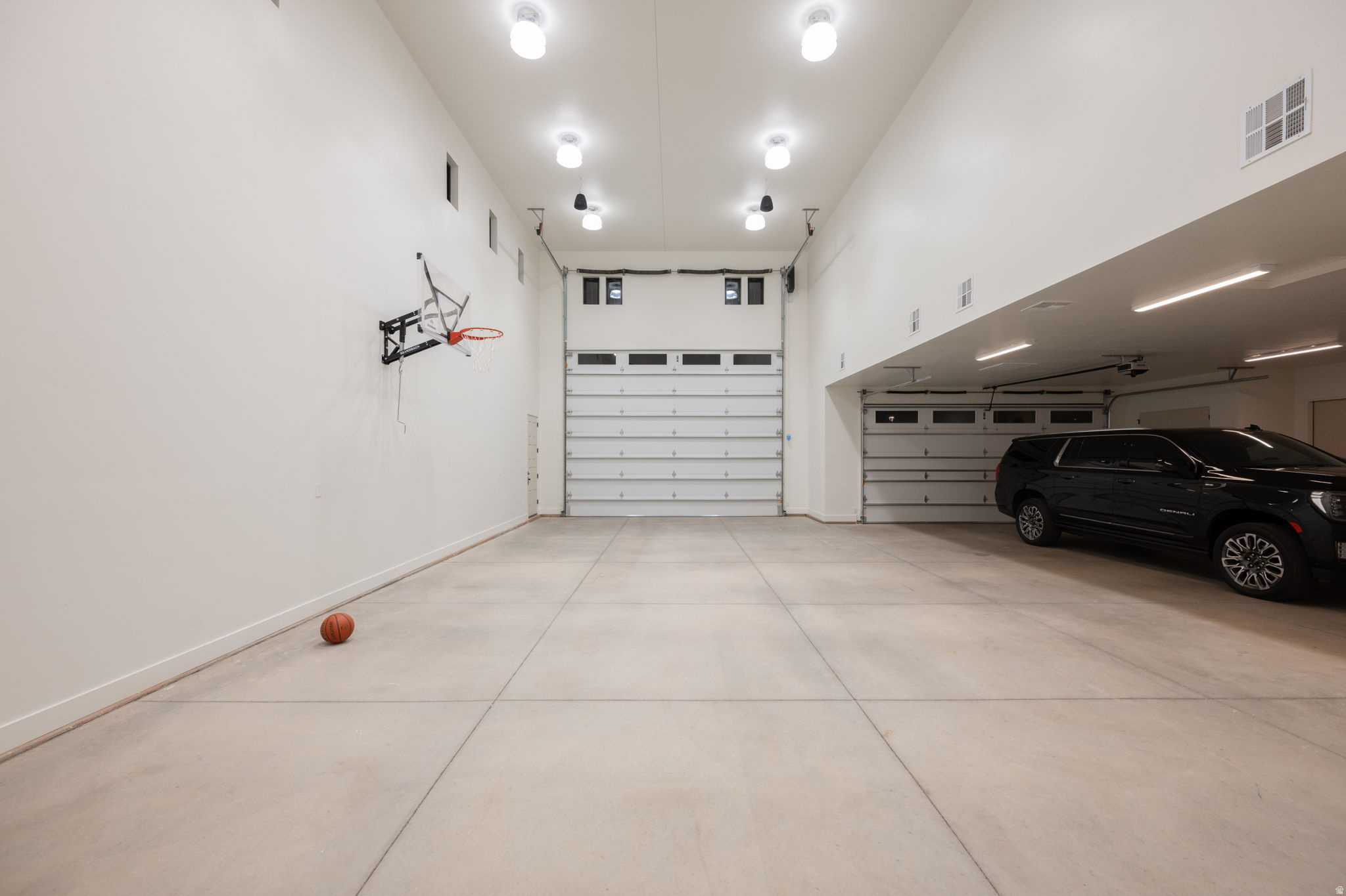 HOMESTEADS AT STUCKI FARMS - Residential