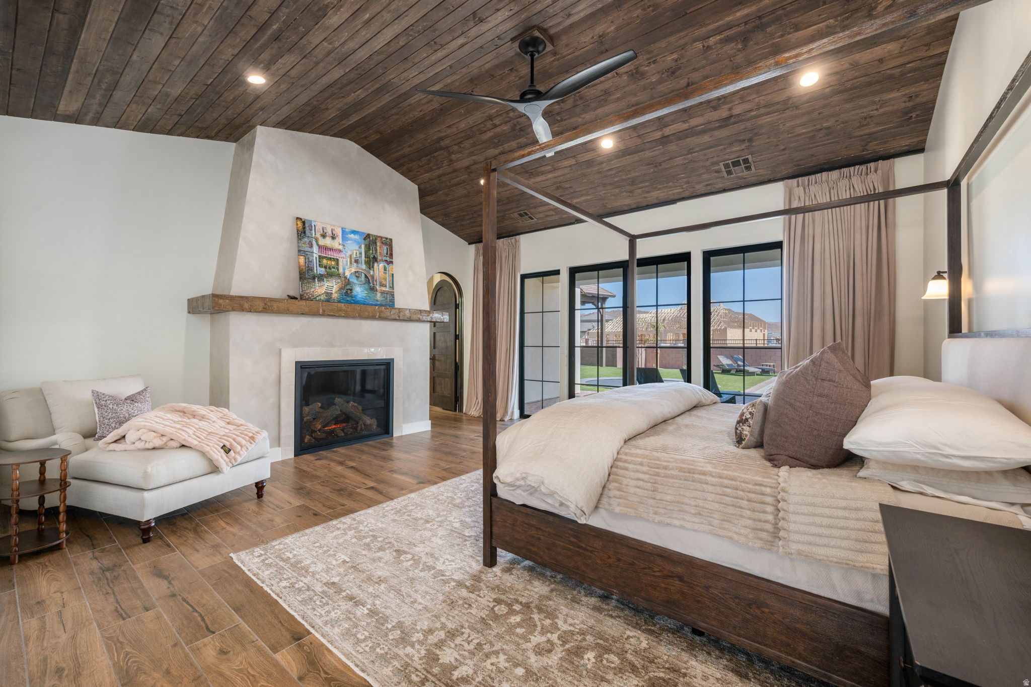 HOMESTEADS AT STUCKI FARMS - Residential