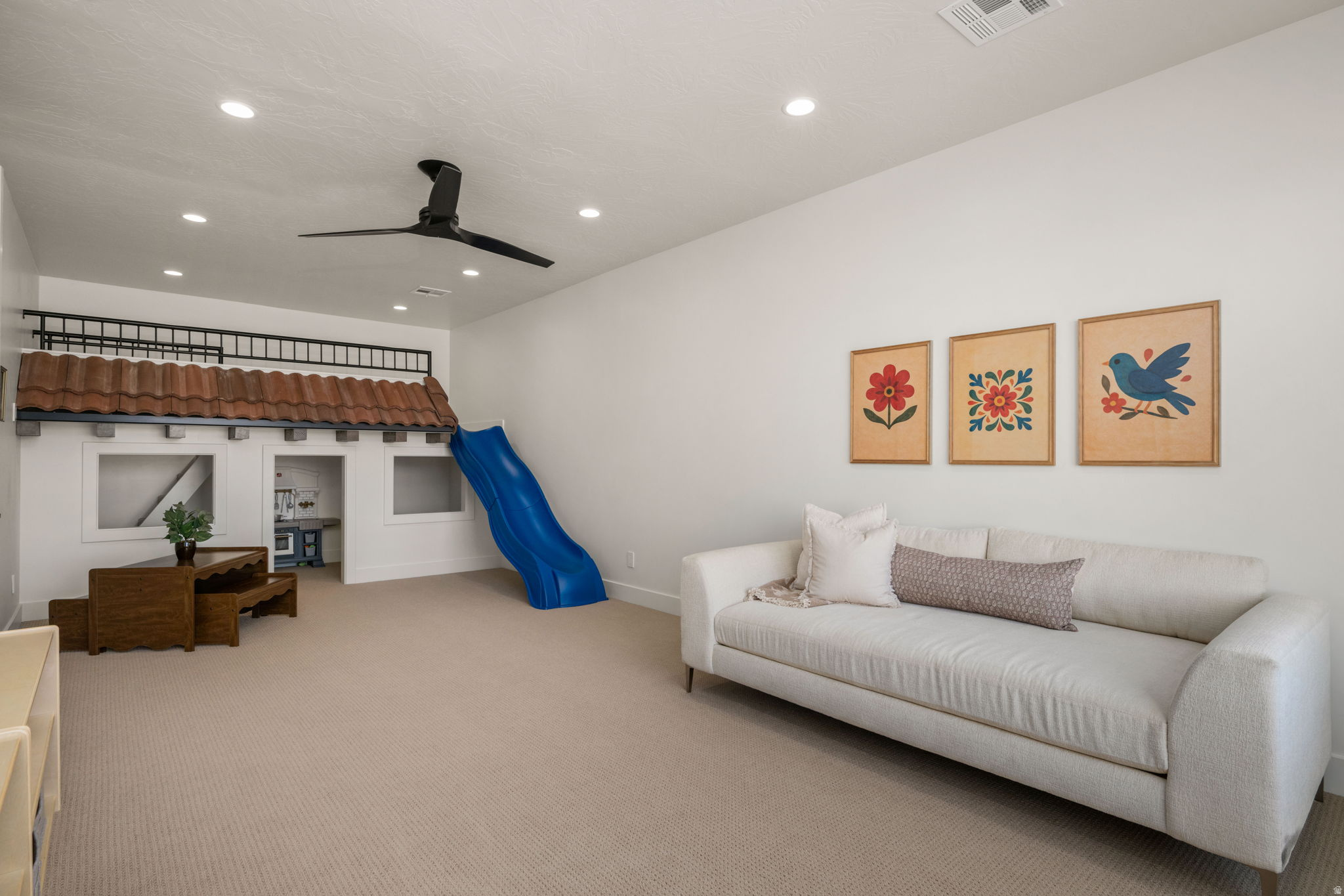 HOMESTEADS AT STUCKI FARMS - Residential