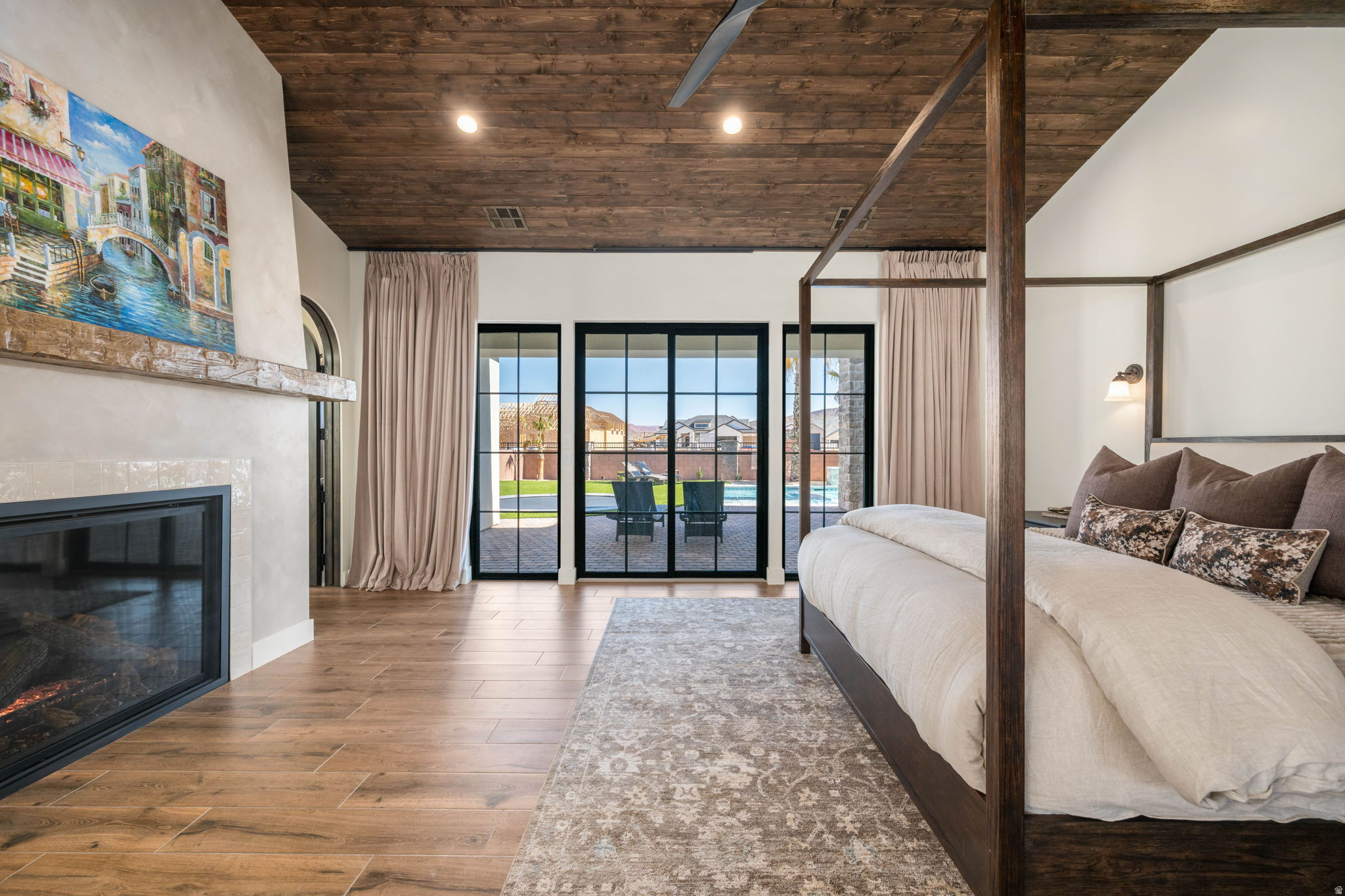 HOMESTEADS AT STUCKI FARMS - Residential