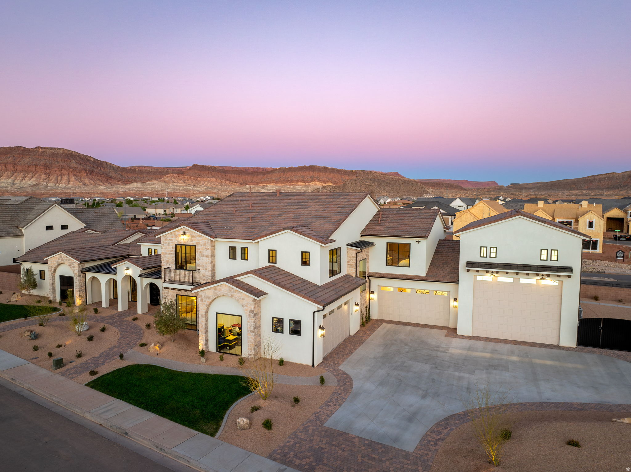 HOMESTEADS AT STUCKI FARMS - Residential
