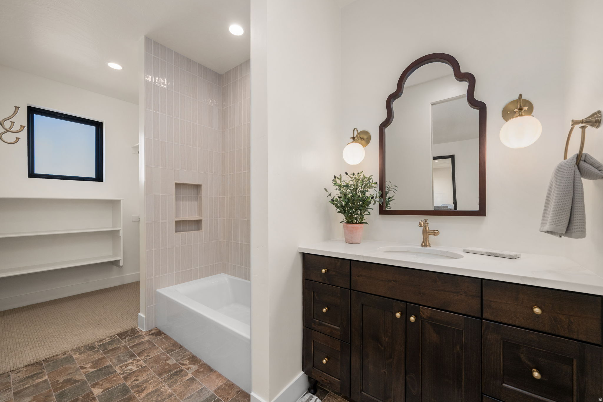 HOMESTEADS AT STUCKI FARMS - Residential