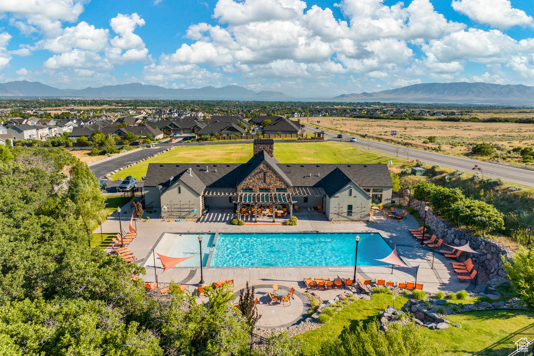 SKYE ESTATES - Residential