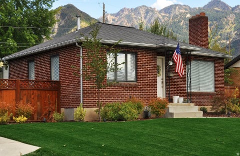 Photo of 3387 S PLAZA WAY E, Millcreek, UT 84109 (MLS # 2181469)