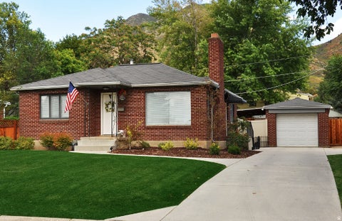 Tiny photo for 3387 S PLAZA WAY E, Millcreek, UT 84109 (MLS # 2181469)