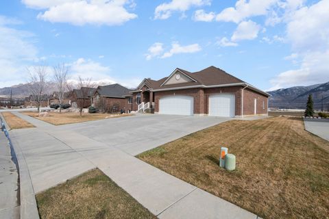 Tiny photo for 1780 N 1350 W, Farr West, UT 84404 (MLS # 2138490)