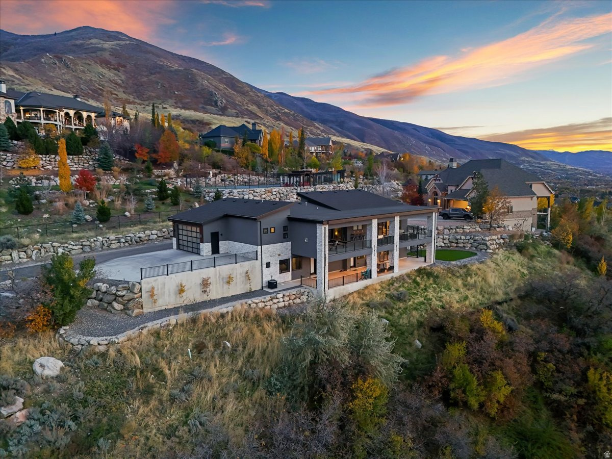 DEER CREST AT HIDDEN SPRINGS - Residential