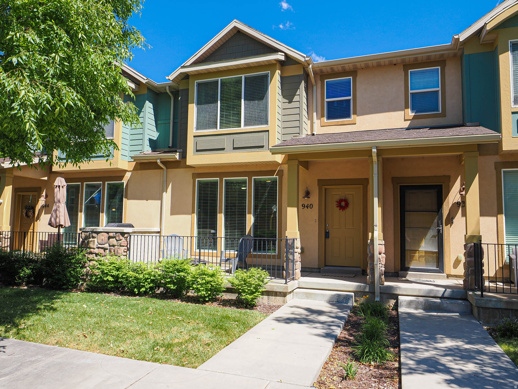 FARMINGTON CROSSING - Residential