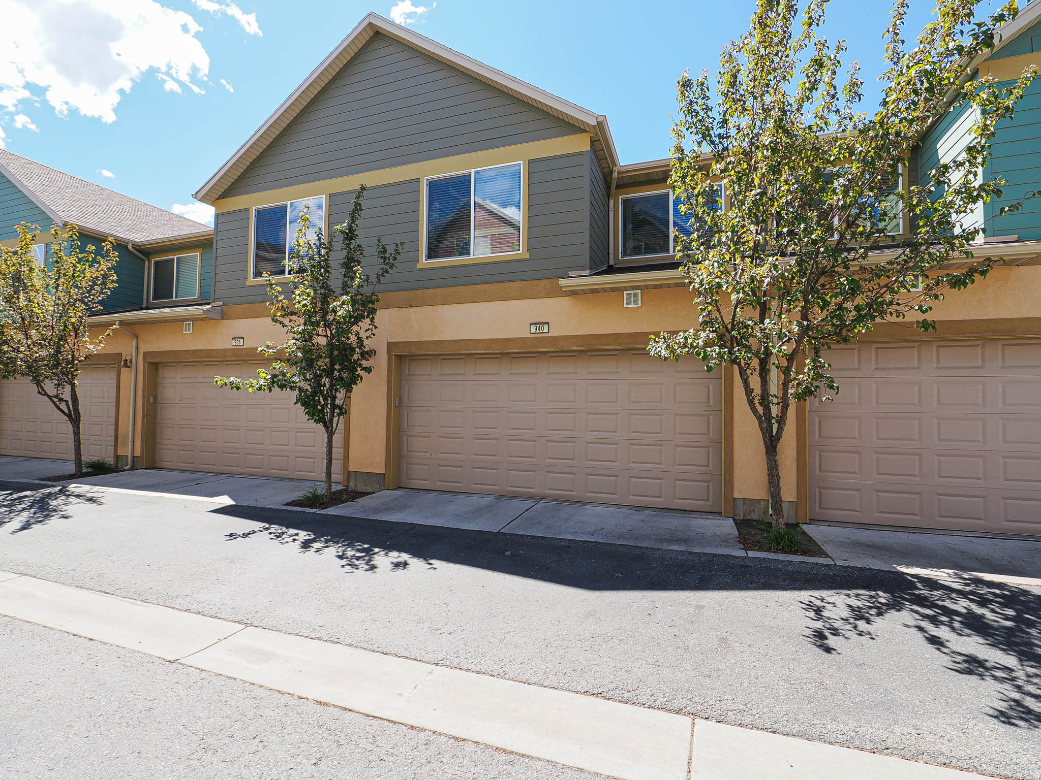 FARMINGTON CROSSING - Residential