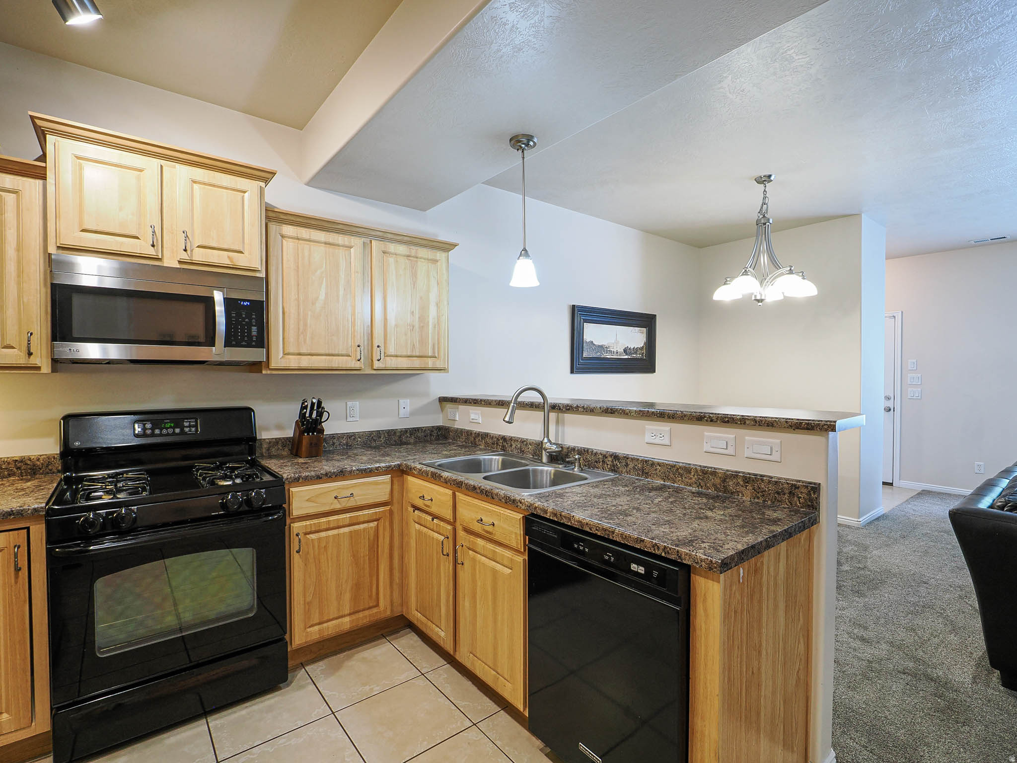 FARMINGTON CROSSING - Residential