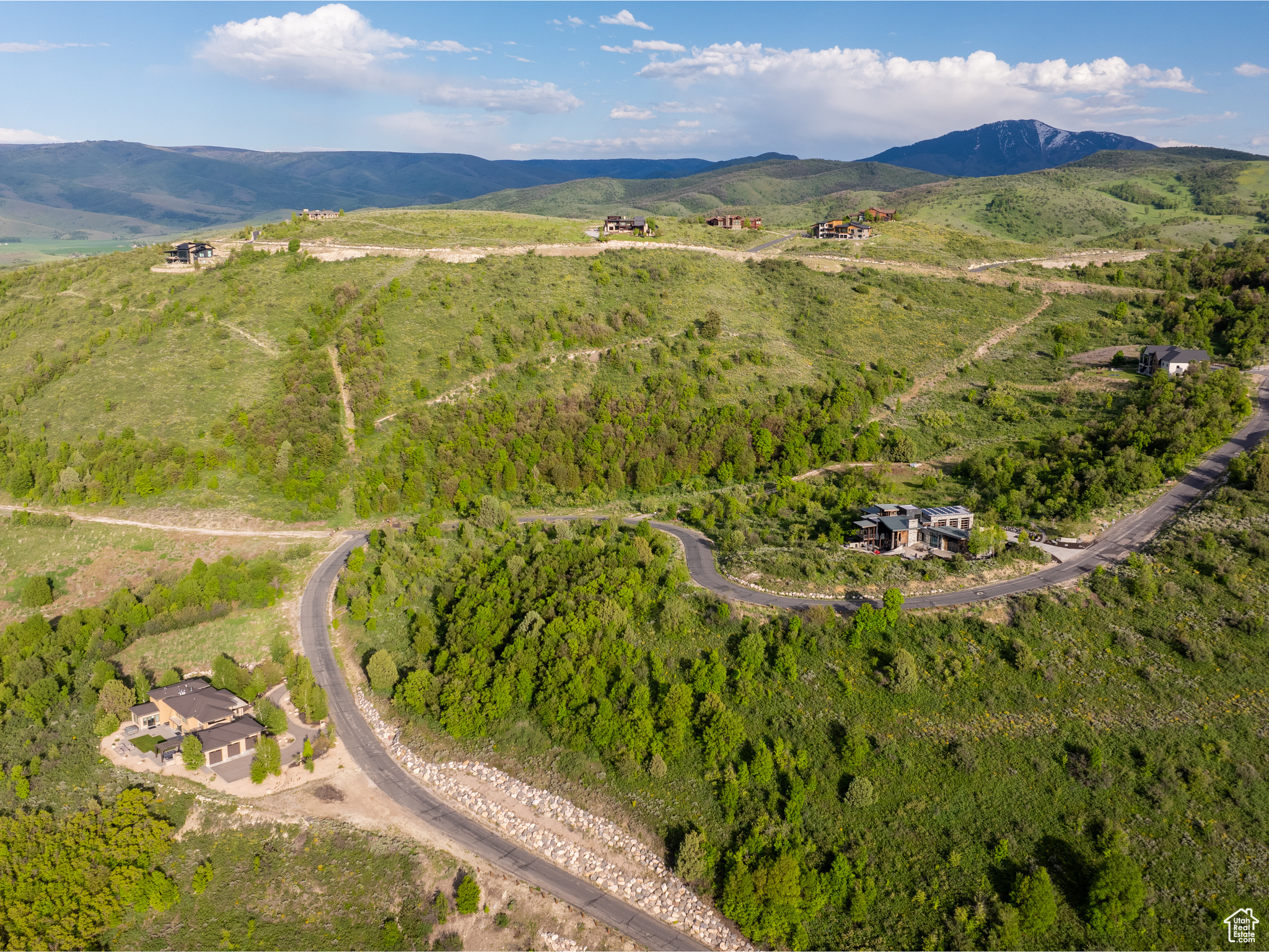 HAWKINS CREEK - Land