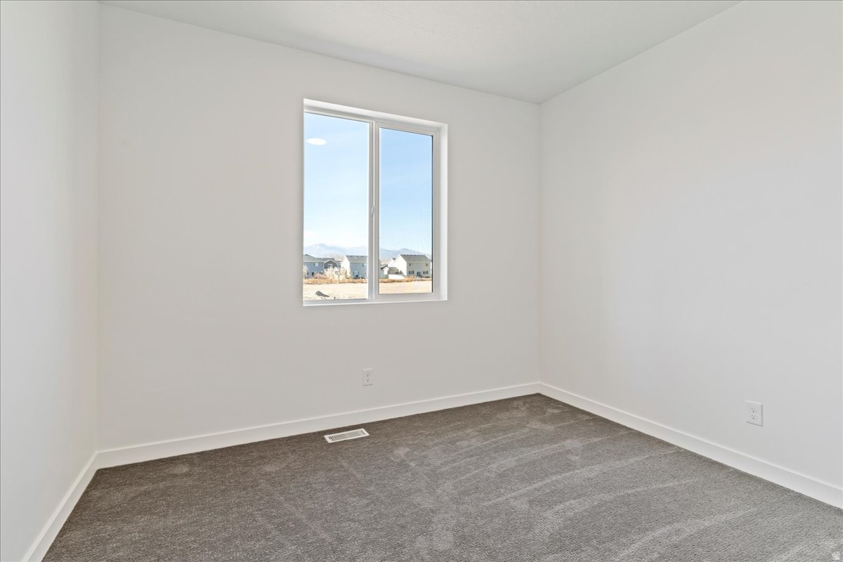 NORTH LAKE MEADOWS - Residential