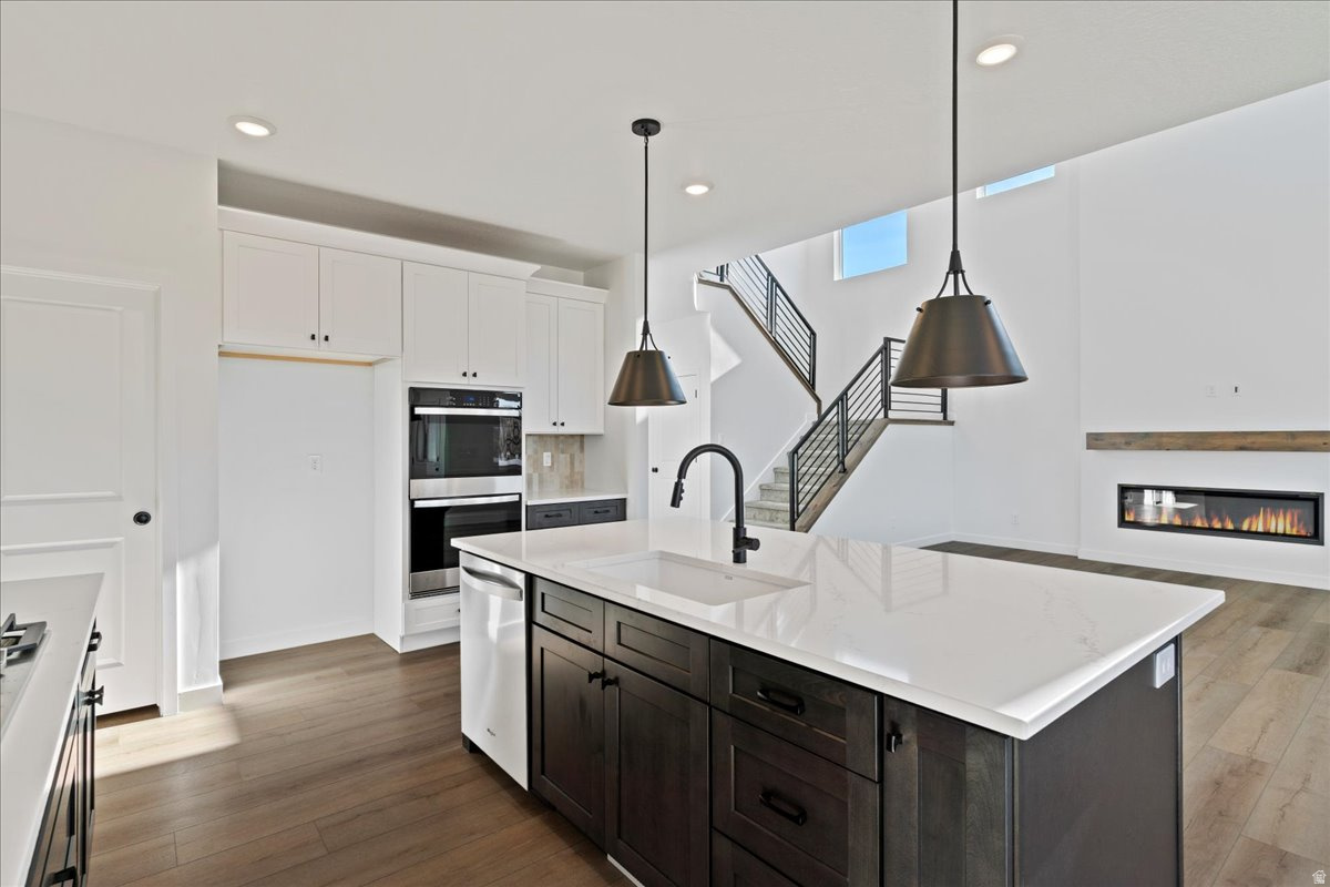 NORTH LAKE MEADOWS - Residential