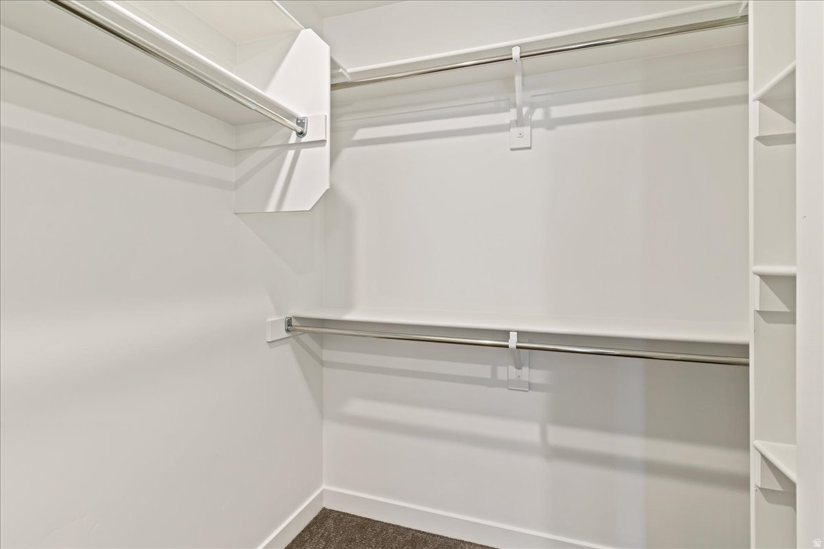 NORTH LAKE MEADOWS - Residential