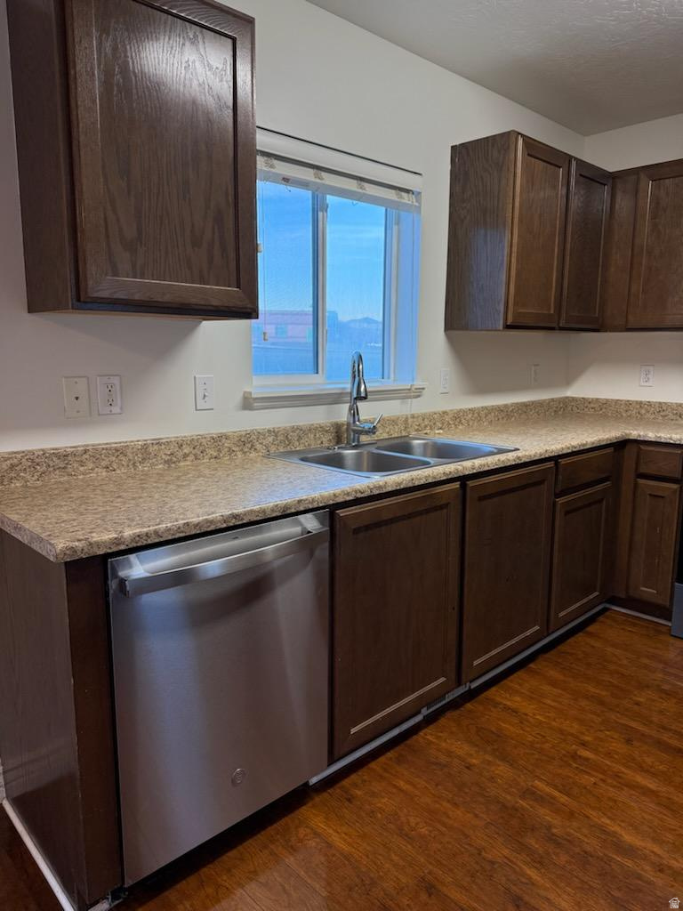 SARATOGA CHASE - Residential