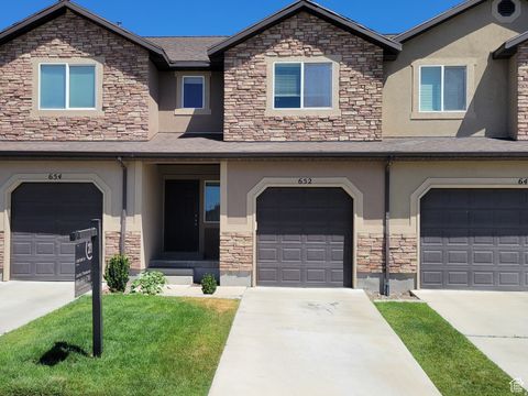 Photo of 652 W PIMLICO DR, Saratoga Springs, UT 84045 (MLS # 2121498)