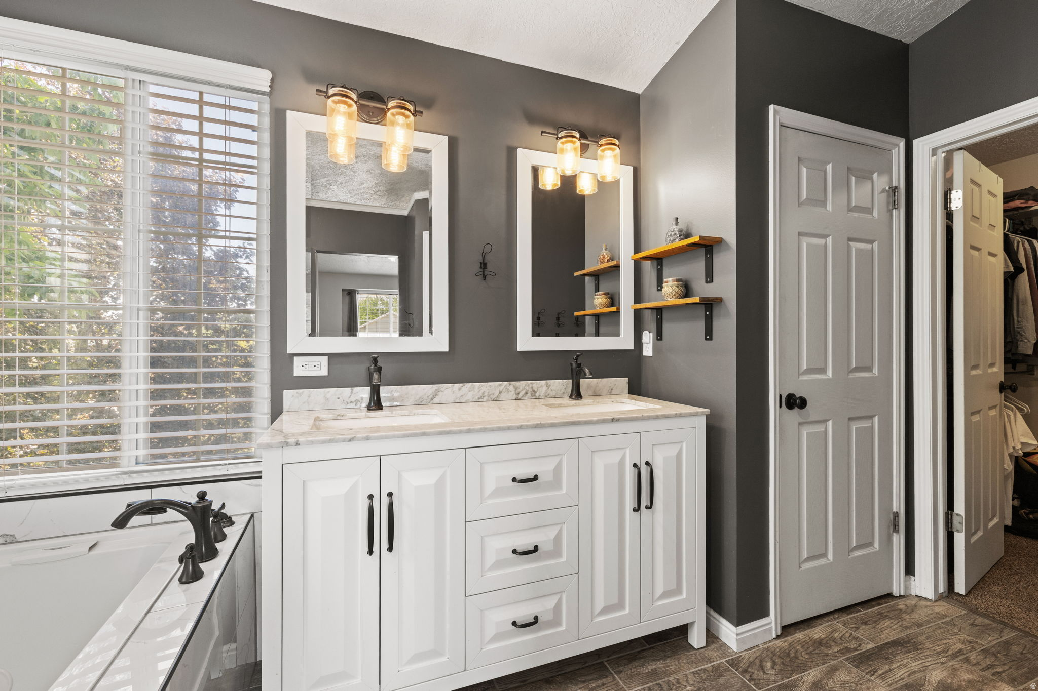 FAWN RIDGE - Residential