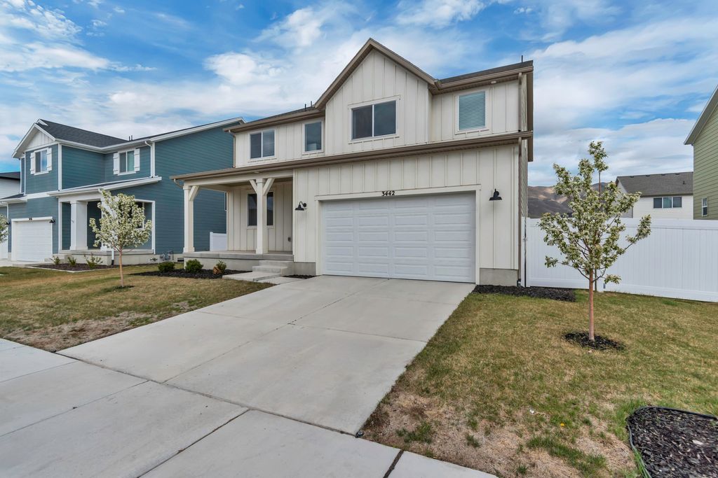 Photo of 3442 N SWIFT LN, Eagle Mountain, UT 84005 (MLS # 2148940)