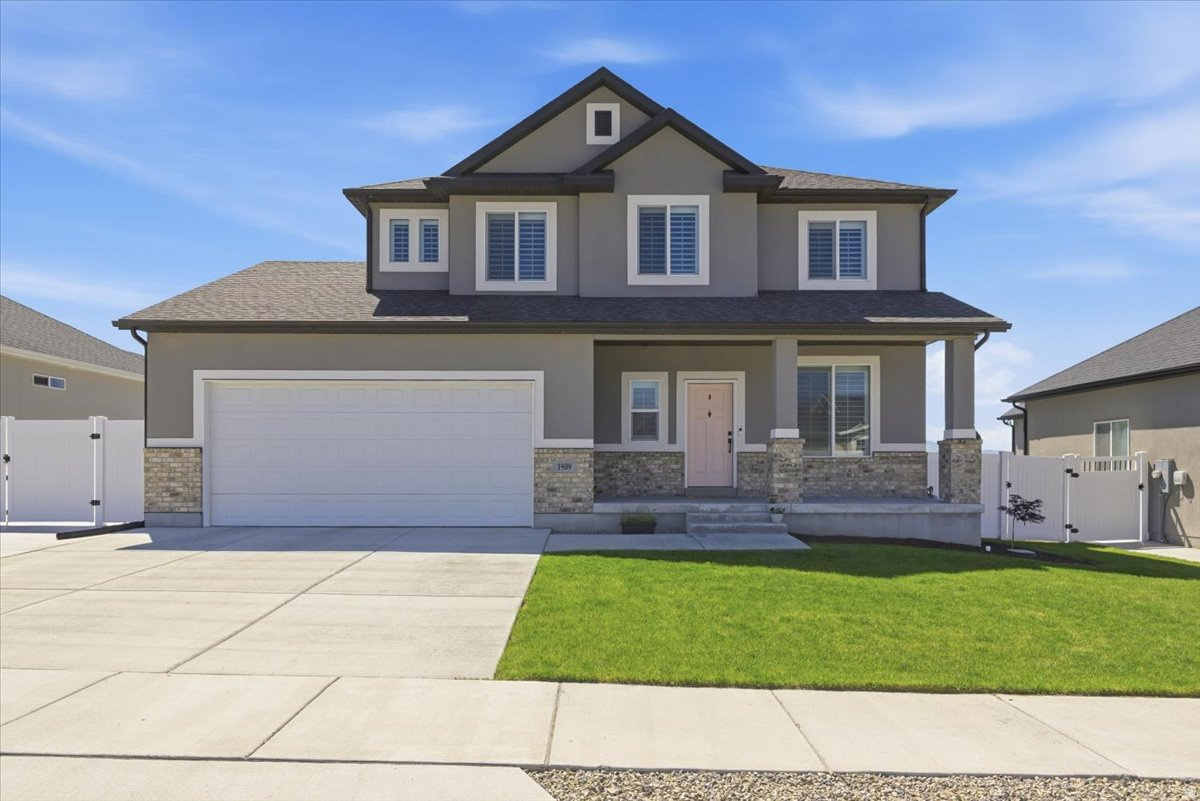 OVERLAKE ESTATES - Residential