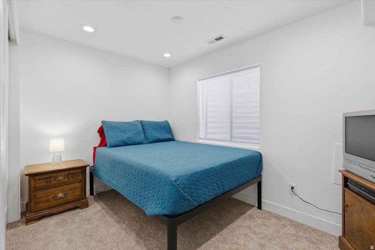 OVERLAKE ESTATES - Residential