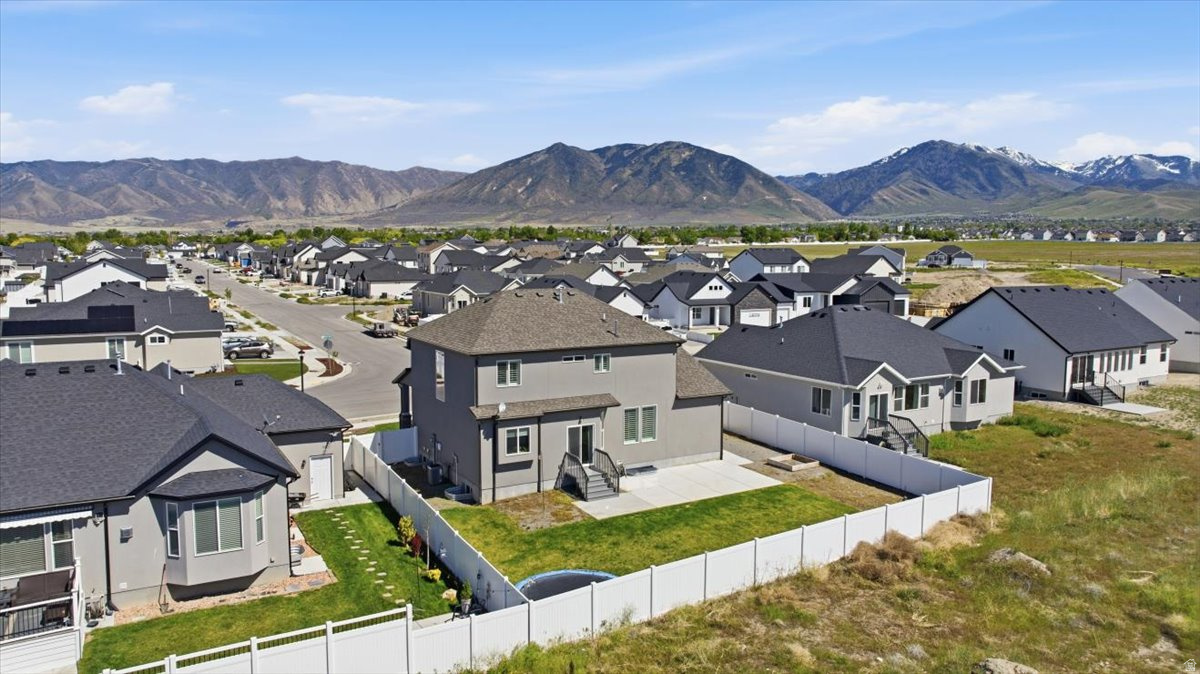 OVERLAKE ESTATES - Residential