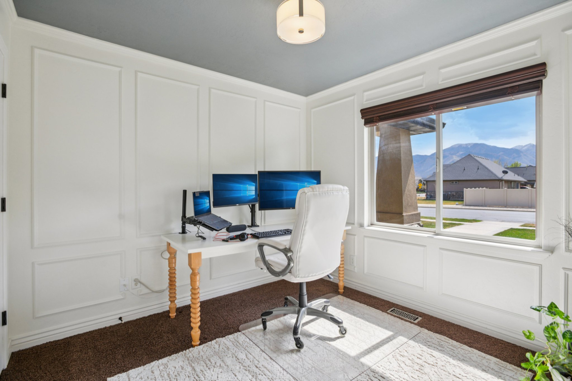 SUNNY RIDGE - Residential